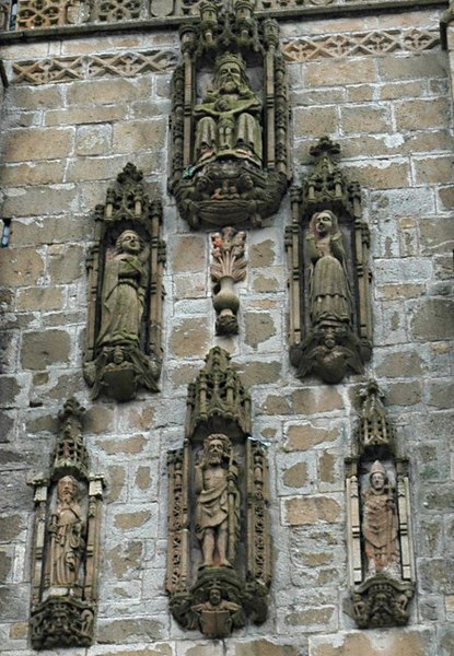 File:Sculptures on St Austell Church Tower - geograph.org.uk - 431969.jpg