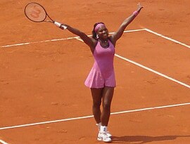 Serena Williams finished the season in the top 10 for the first time since 2004.