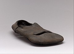 Slip-on shoe - Wikipedia