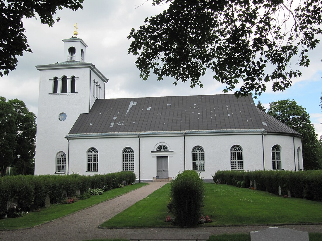 File:Skede kyrka ext2.jpg