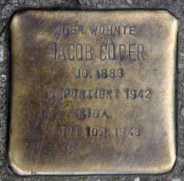 File:Stolperstein Boppstr 2 (Kreuzb) Jacob Coper.jpg