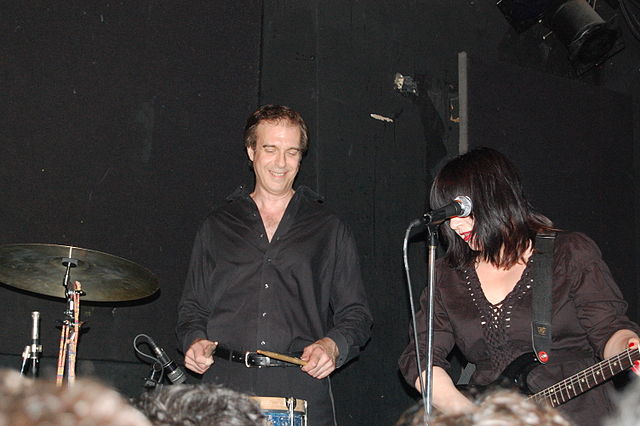Jim Sclavunos and Lydia Lunch performing with Teenage Jesus and the Jerks in 2008