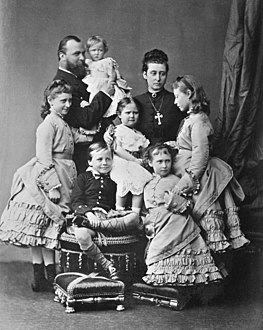 Aliz Hesseni Nagyhercegné: Származása és ifjúkora, Házassága és gyermekei, Hesseni nagyhercegnéként