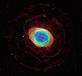 ハッブルとLBTを合成した画像。星雲の周りの乱れた空間が見て取れる。