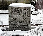 מצבת הקבר של תומאס וקטיה מאן. קליכברג (Kilchberg), ציריך