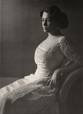 Тилла Дюрье. Фотография Якоба Хильсдорфа. 1905 год