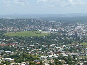 Port Of Spain: Lage, Geschichte, Gliederung