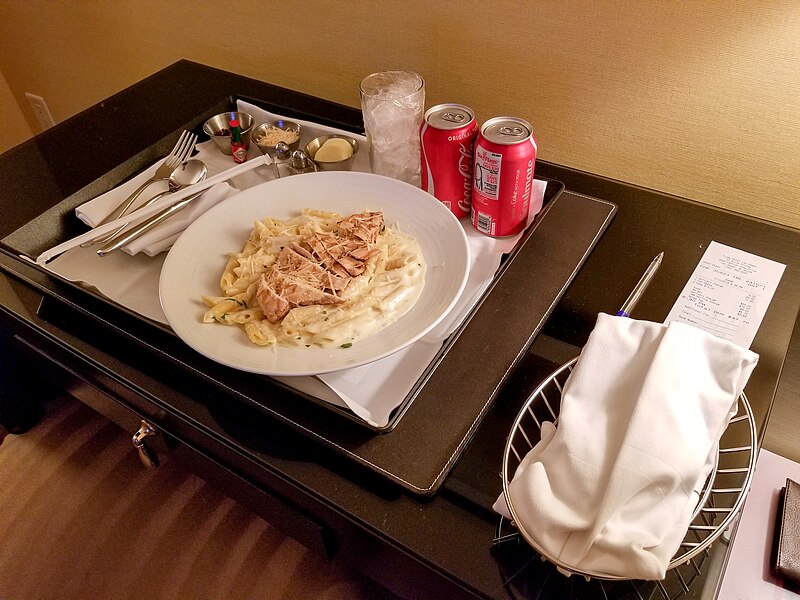 File:Trump Hotel dinner room service.jpg