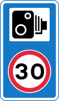 UK traffic sign 880.svg