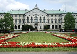Палац Красінських. Фасад з боку саду