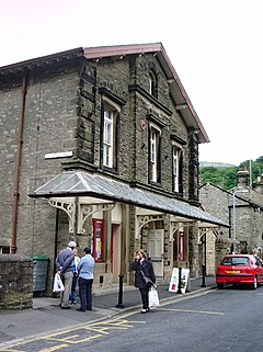 Victoria Hall, Settle - geograf.org.uk - 813407.jpg