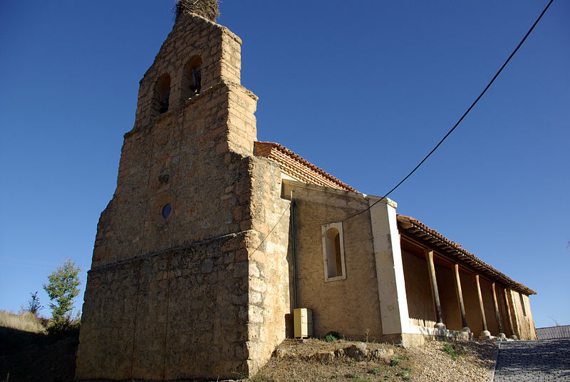 File:Villarmun 02 iglesia by-dpc.jpg