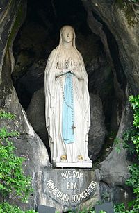 Sveta Marija: Marijin življenjepis, Marija v Svetem pismu, Krščansko verovanje o Mariji