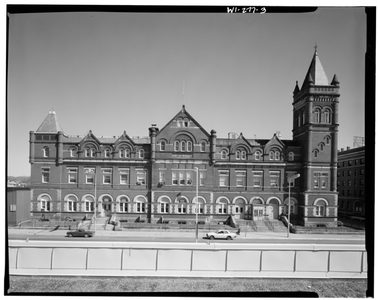 File:WEST ELEVATION - U. S. Courthouse and Post Office, Fourth and State Streets, La Crosse, La Crosse County, WI HABS WIS,32-LACR,1-3.tif