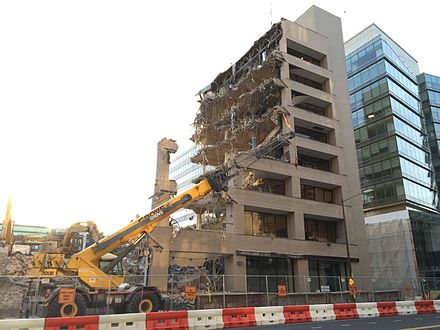 Demolition of the 15th Street headquarters in April 2016