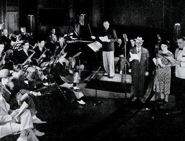 Fibber McGee and Molly with Ted Weems and his Orchestra broadcasting from Chicago in 1937.