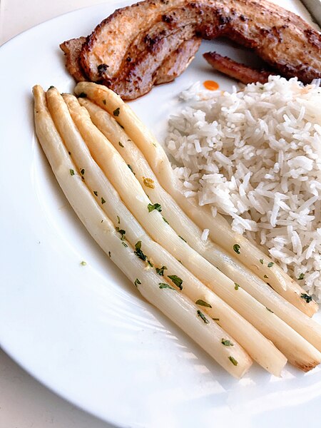 File:White Asparagus bacon rice.jpg