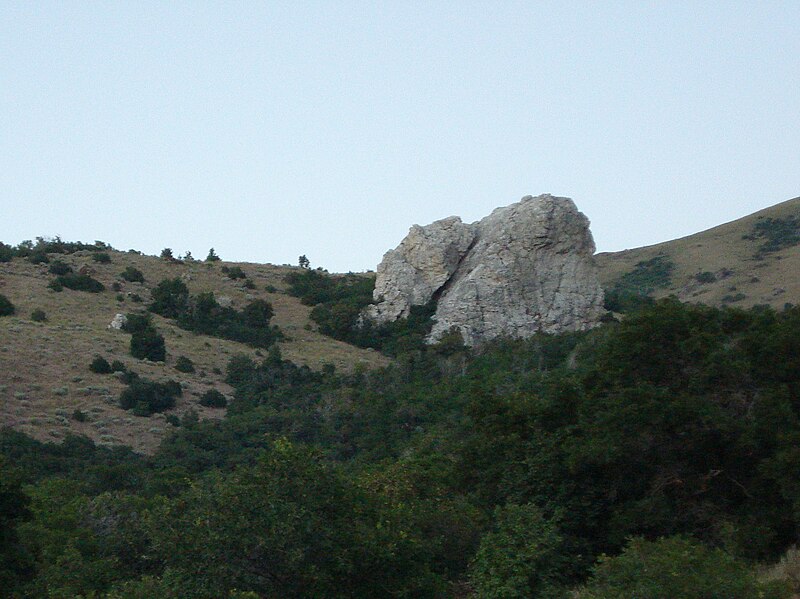 File:White Rock, Willard, Utah.jpg