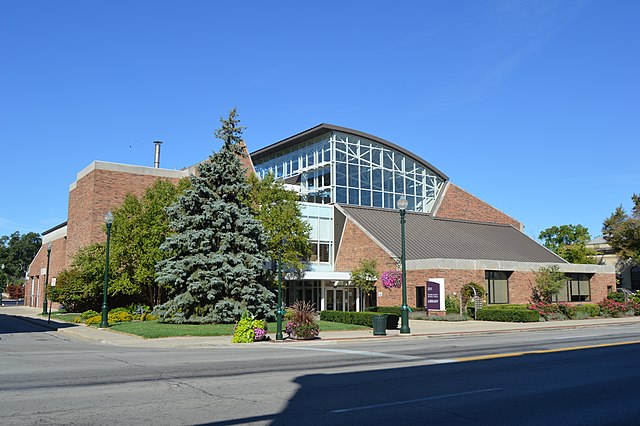 The main branch of the Wood County District Public Library