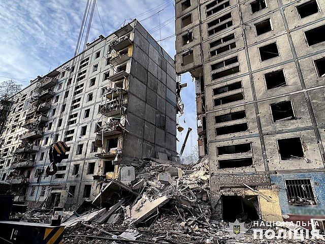Damage to a residential building in Ukrainian-controlled Zaporizhzhia following the airstrike of 9 October 2022