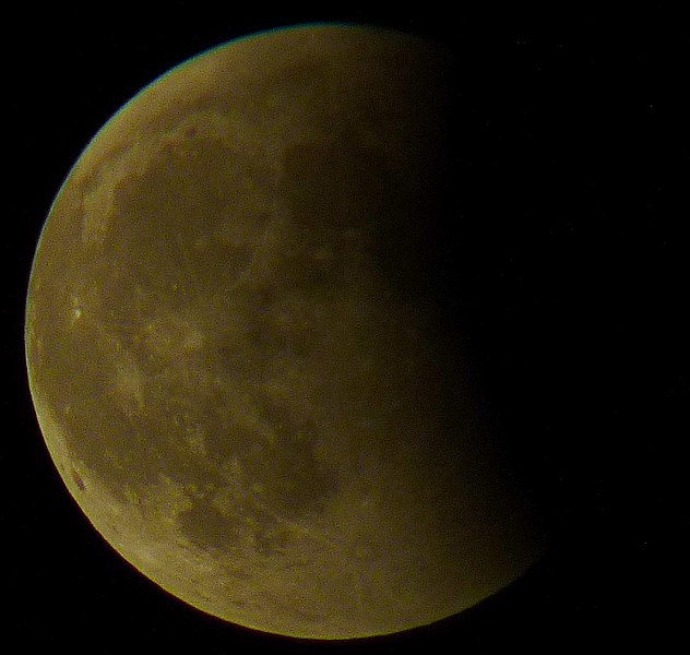 File:Éclipse de lune 2011 06 15 10.jpg
