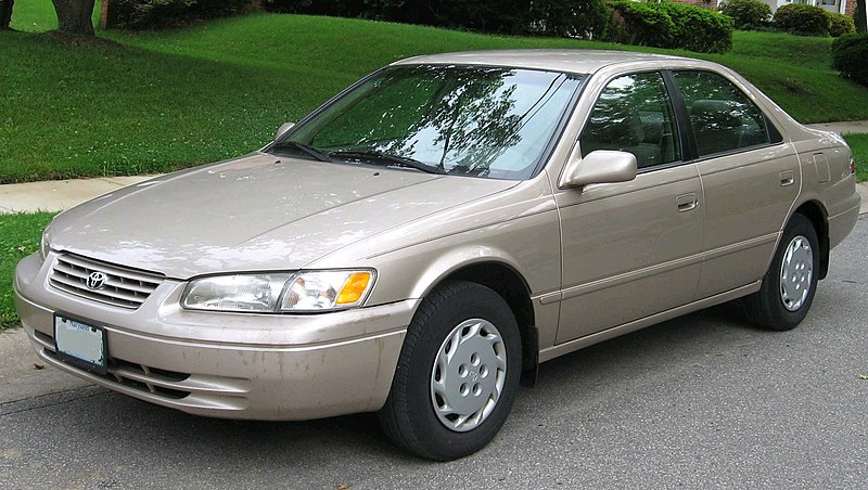 99 Toyota camry gold