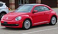 2013 Volkswagen Beetle 2.5L, front left view