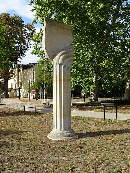 File:20190906.Basedow-Lennédenkmal.-011.jpg