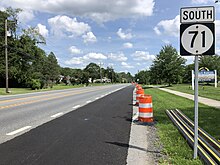 DE 71 southbound in Townsend 2022-07-18 15 12 30 View south along Delaware State Route 71 (Summit Bridge Road) at Main Street and Pine Tree Road in Townsend, New Castle County, Delaware.jpg