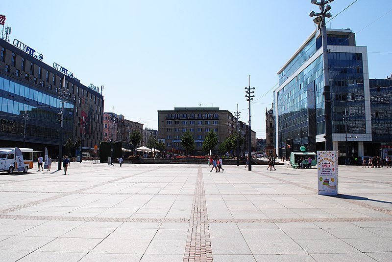 File:2022-08 Katowice - Śródmieście II 030.jpg