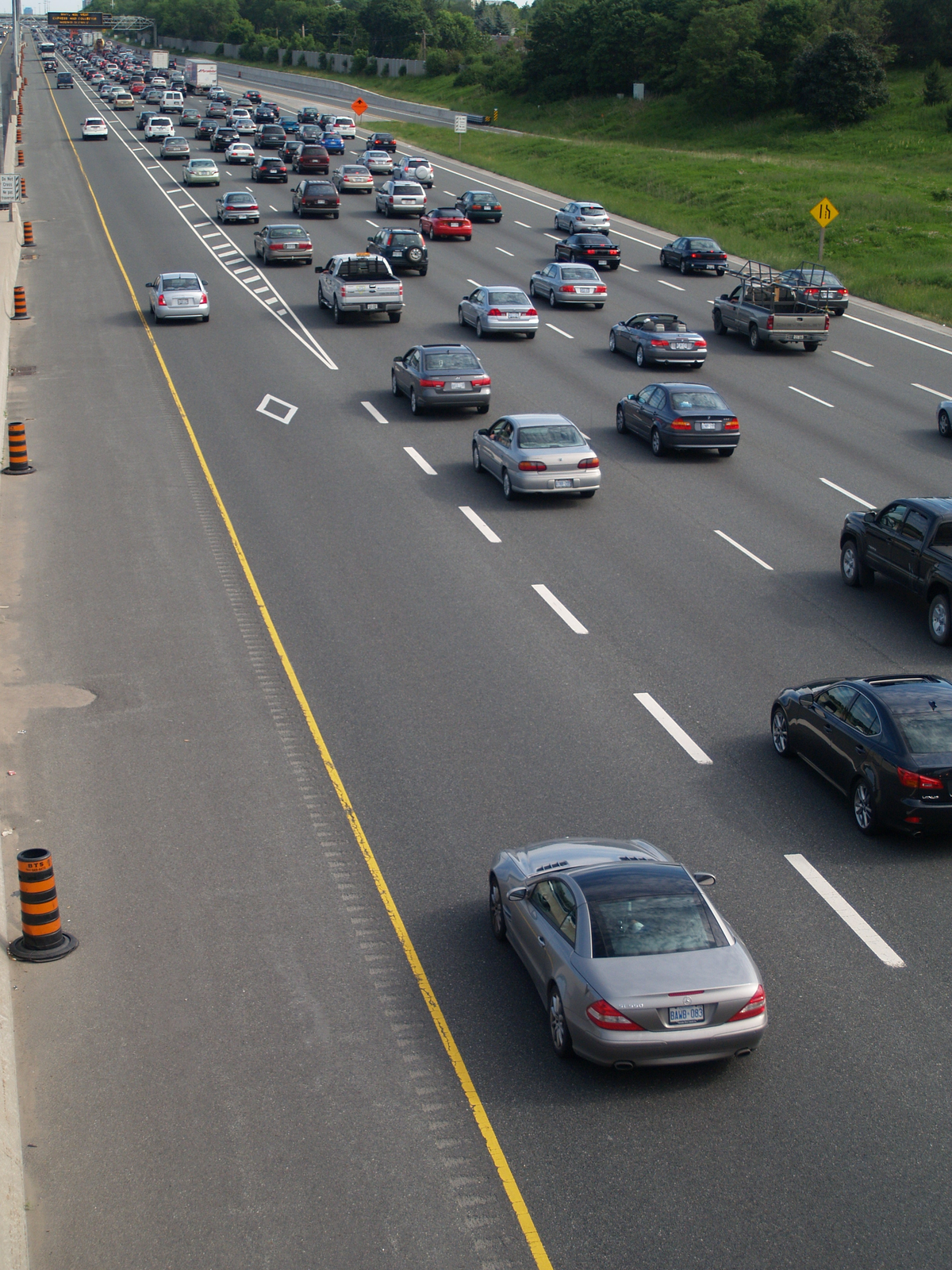 Уменьши автомобиля. Hov Lane. Автомобильная полоса. Полоса Carpool. Полоса Hov.