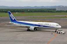 AJX-B767300ER-JA8971-01.jpg