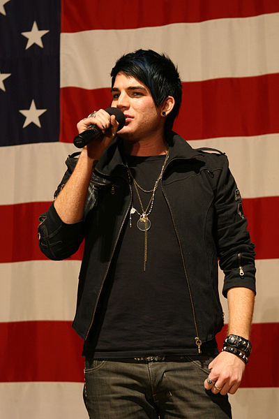 Lambert singing the American national anthem during his visit to MCAS Miramar (2009)