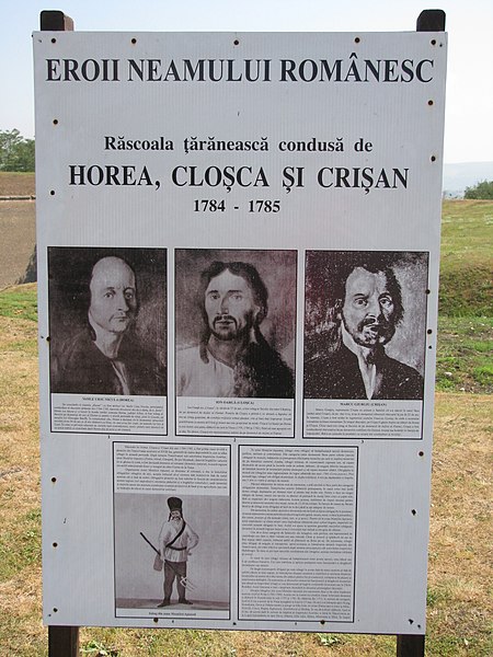 File:Alba Carolina Fortress 2011 - Horea, Closca and Crisan-1.jpg