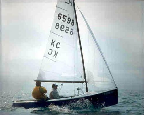 Albacore dinghy planing