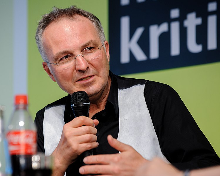 File:Albert Eckert - Konferenz «Theater und Netz» am 8. und 9. Mai 2013 in Berlin (8743496709).jpg