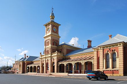 Albury railway station in New South Wales, where the networks of New South Wales and Victoria meet.