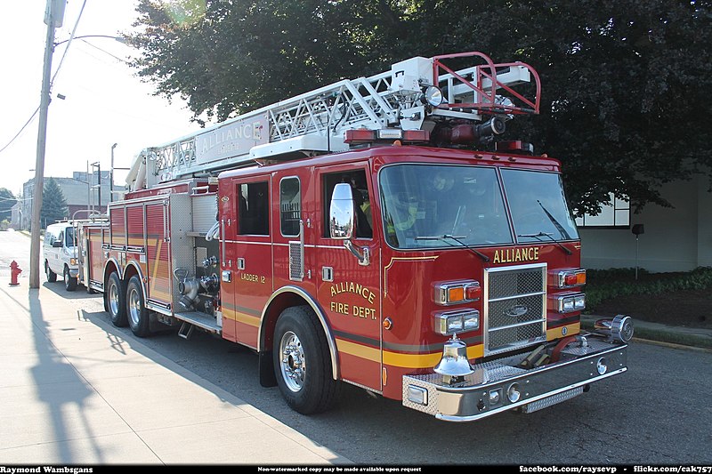 File:Alliance Ohio Pierce Ladder 12 (20432547392).jpg