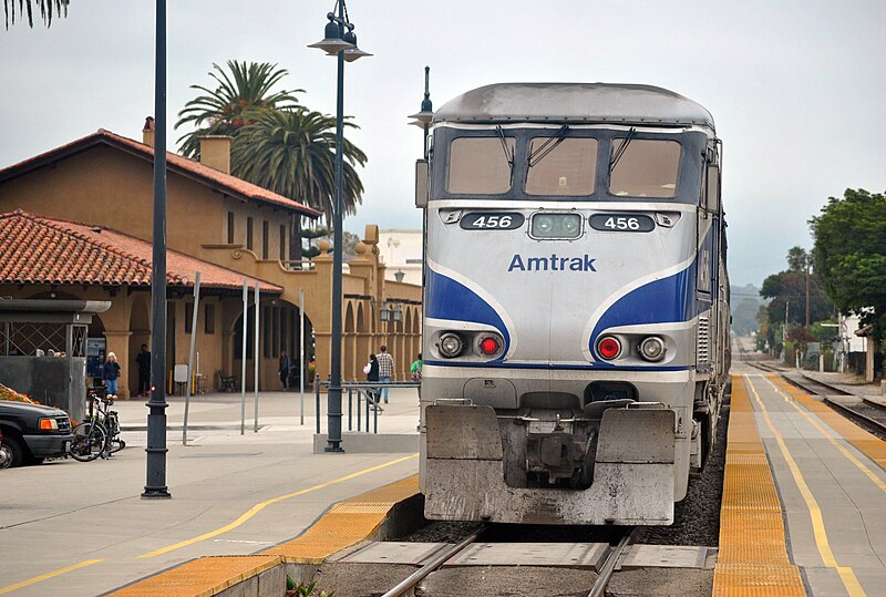 File:Amtrak - Santa Barbara Ca. - panoramio.jpg