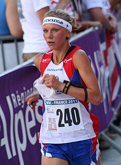 آناستازیا تیخونوا در WOC 2011 sprint.jpg