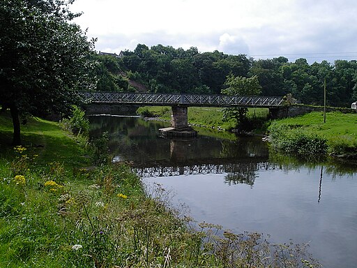 Appleby - footbridge over River Eden - geograph.org.uk - 2067163