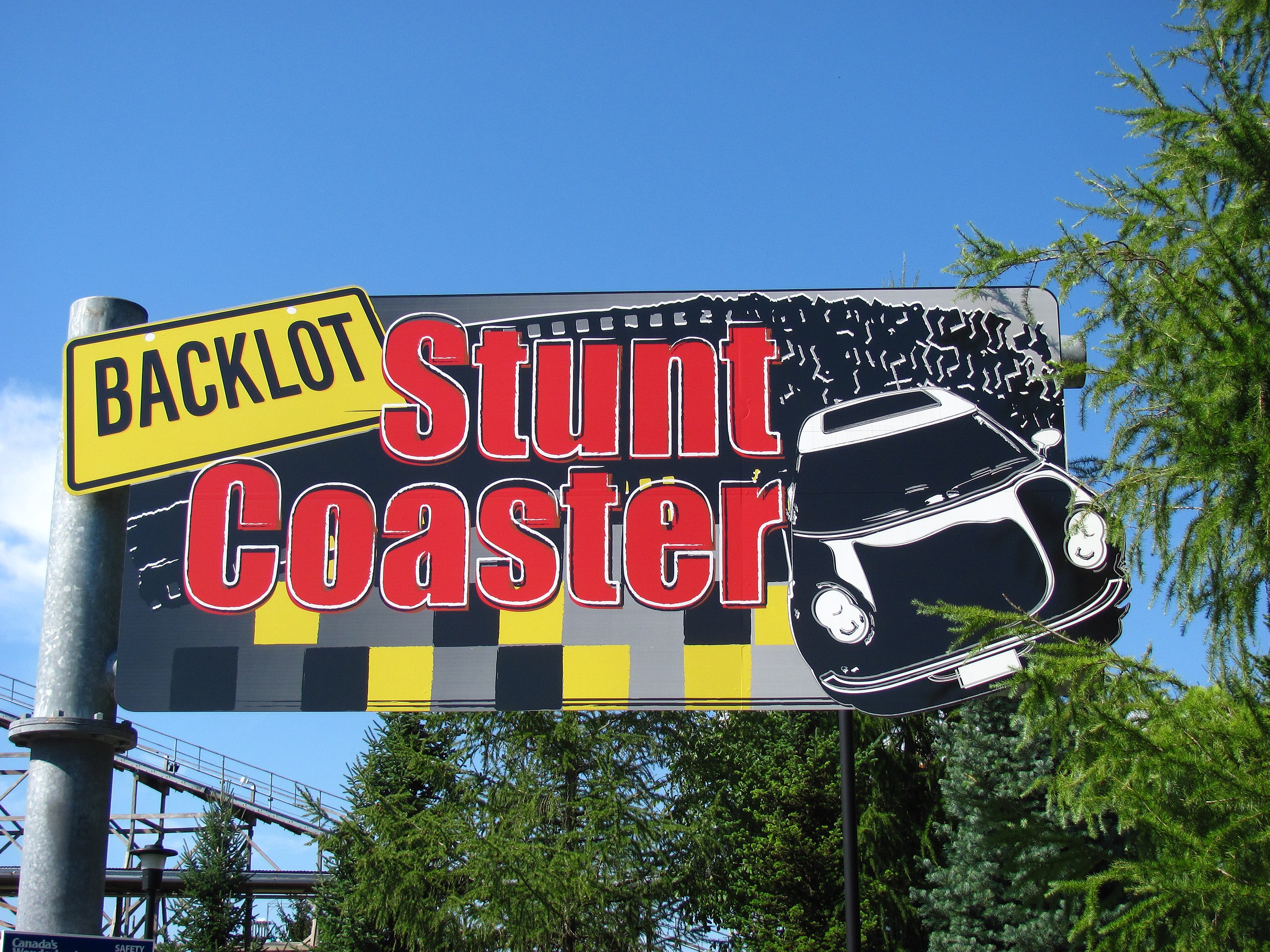 File Backlot Stunt Coaster entrance.jpg Wikimedia Commons