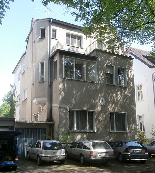 File:Bad Godesberg Hohenzollernstraße 12 ehem. Botschaft Somalia.jpg