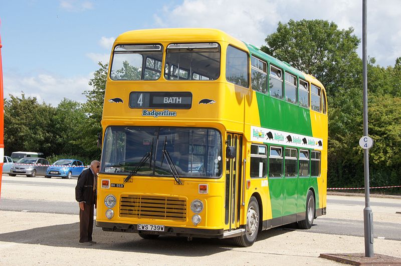 File:Badgerline bus 5531 (EWS 739W), 2011 Bristol Vintage Bus Group open day.jpg