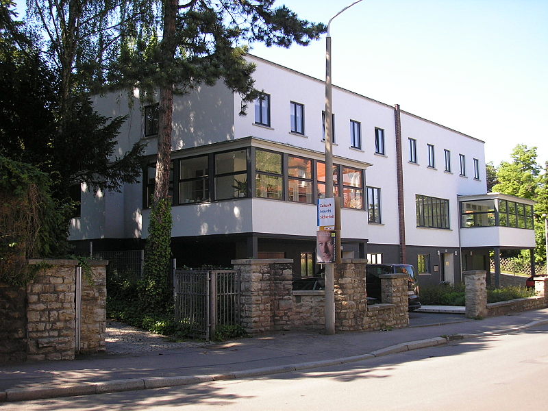 File:Bauhausgebäude Cyriakstraße Erfurt.JPG