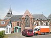 Hervormde Kerk. Eenschepige kruiskerk, bestaande uit een schip van drie traveeën