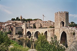 besalu tourism