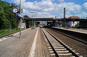 Bahnhof Mainz-Bischofsheim: Geschichte, Rangierbahnhof, Verkehr