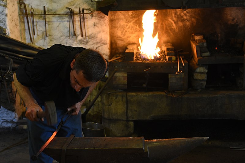 File:Blacksmith 3.jpg