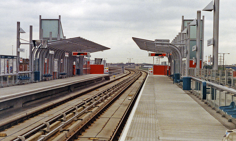 File:Blackwall DLR station eastward geograph-3263611-by-Ben-Brooksbank.jpg